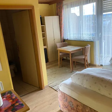 Penzion Haus Schuster Bad Salzschlirf
